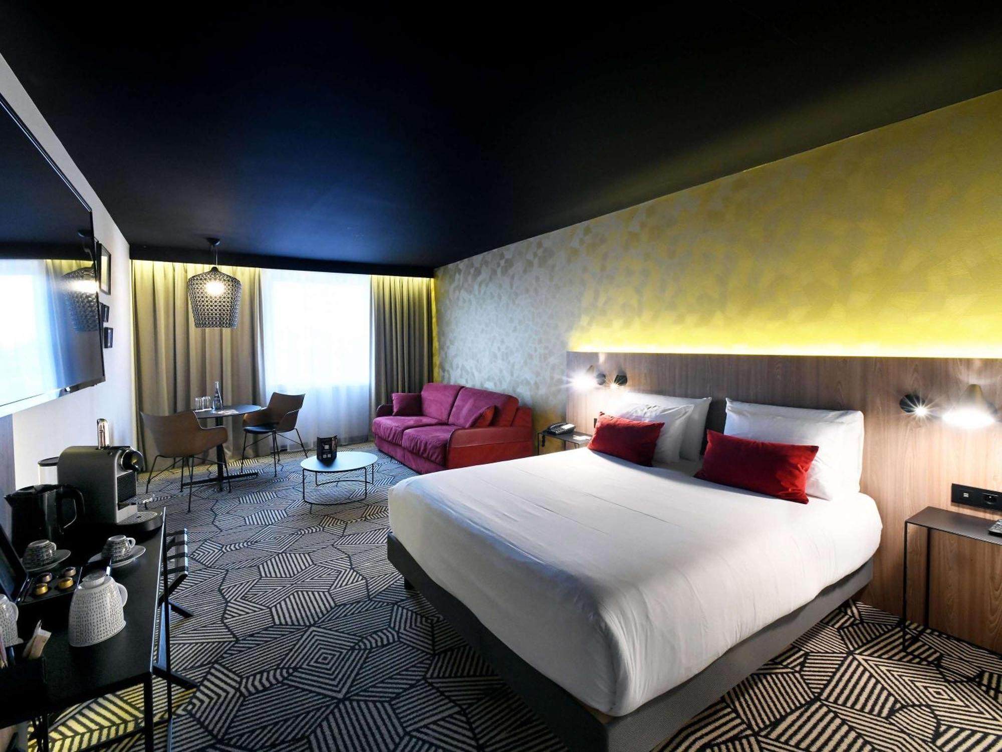 Mercure Arras Centre Gare Bagian luar foto